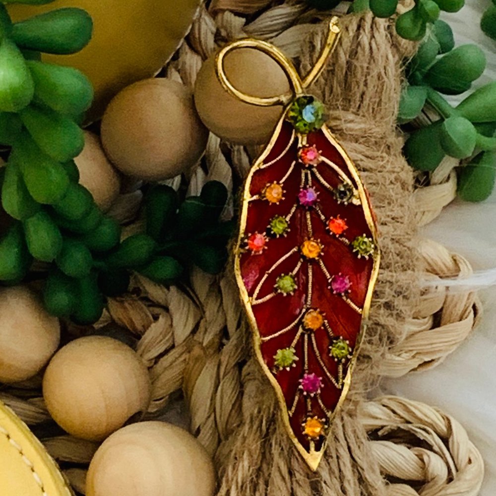 VINTAGE ENAMEL LEAF BROOCH - Picture 4 of 6